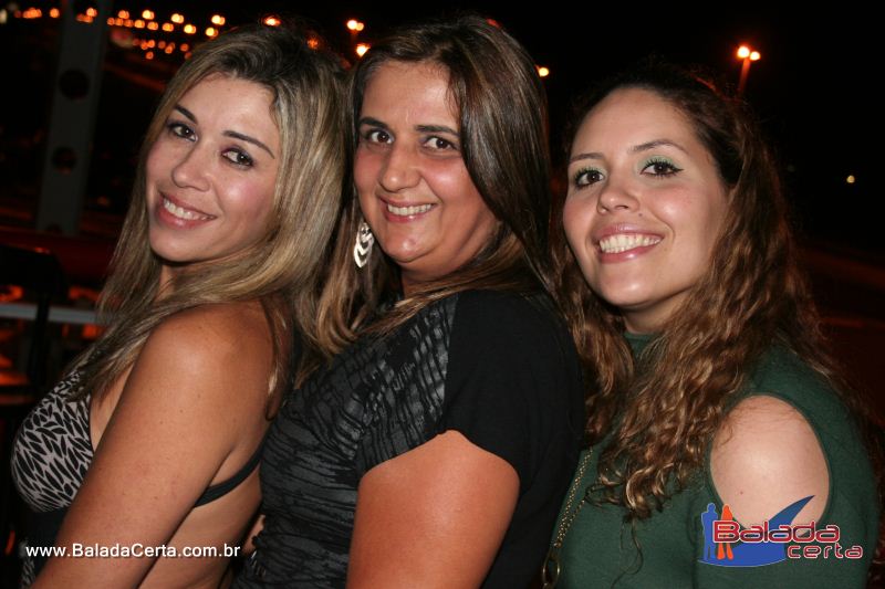 Balada: Fotos de Sexta na Plataforma do Choop na Cidade do Automovel - DF