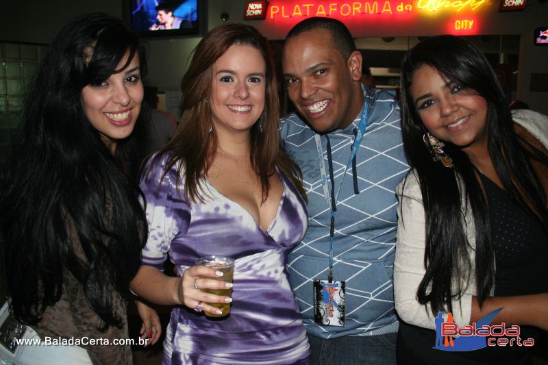 Balada: Fotos de Sexta na Plataforma do Choop na Cidade do Automovel - DF