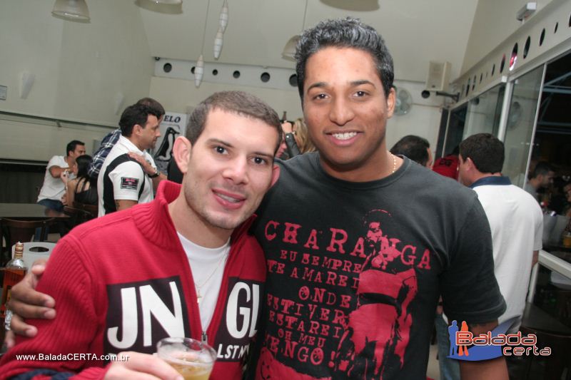 Balada: Fotos de Sexta na Plataforma do Choop na Cidade do Automovel - DF