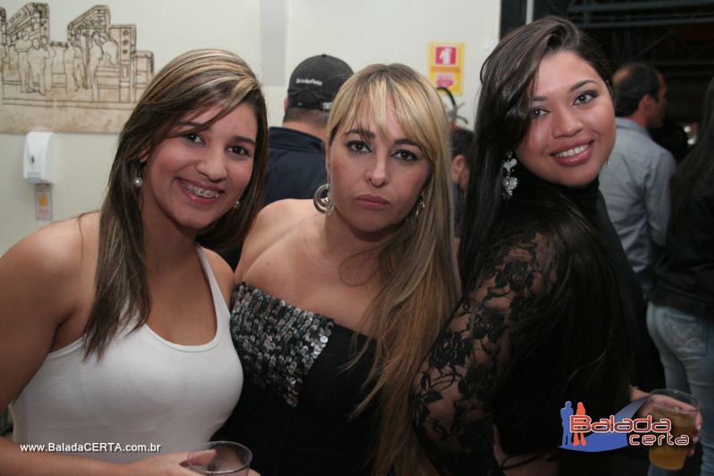 Balada: Fotos de Sexta na Plataforma do Choop na Cidade do Automovel - DF