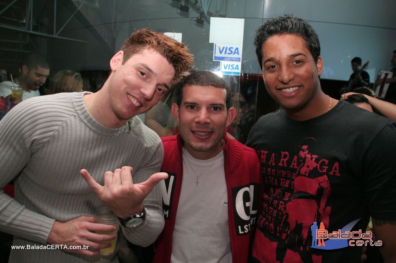 Balada: Fotos de Sexta na Plataforma do Choop na Cidade do Automovel - DF