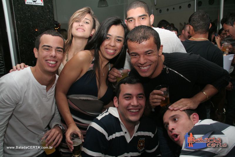 Balada: Fotos de Sexta na Plataforma do Choop na Cidade do Automovel - DF