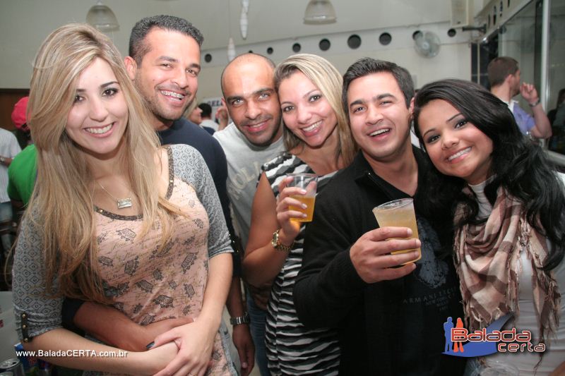 Balada: Fotos de Sexta na Plataforma do Choop na Cidade do Automovel - DF