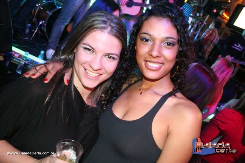 Balada: Fotos de Sexta na Plataforma do Choop na Cidade do Automovel - DF