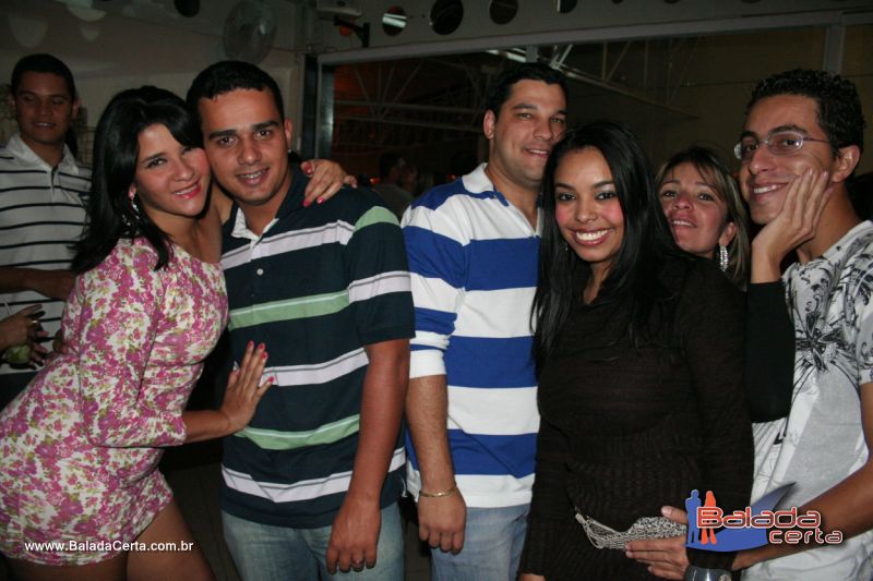 Balada: Fotos de Sexta na Plataforma do Choop na Cidade do Automovel - DF