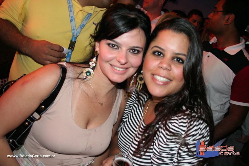 Balada: Fotos de Sexta na Plataforma do Choop na Cidade do Automovel - DF