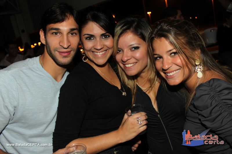 Balada: Fotos de Sexta na Plataforma do Choop na Cidade do Automovel - DF