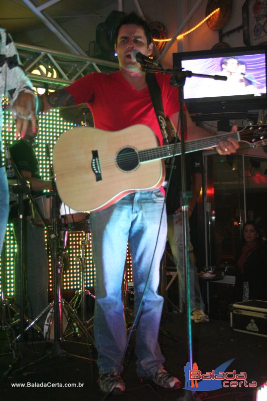 Balada: Fotos de Sexta na Plataforma do Choop na Cidade do Automovel - DF