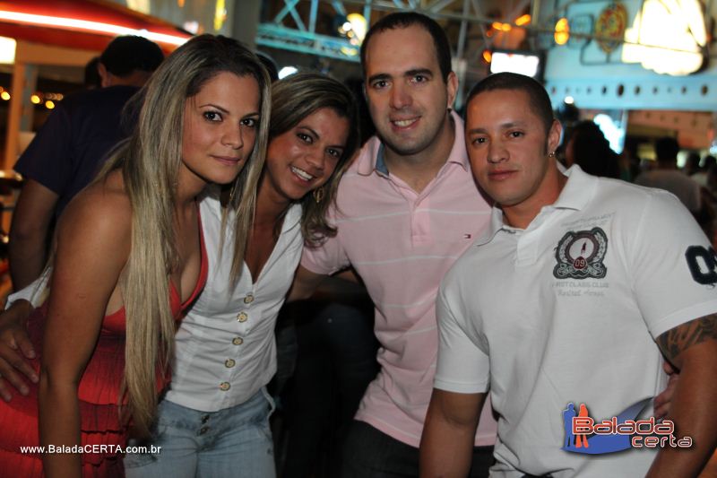 Balada: Fotos de Sexta na Plataforma do Choop na Cidade do Automovel - DF