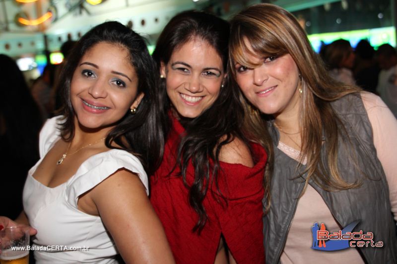 Balada: Fotos de Sexta na Plataforma do Choop na Cidade do Automovel - DF