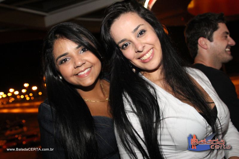 Balada: Fotos de Sexta na Plataforma do Choop na Cidade do Automovel - DF
