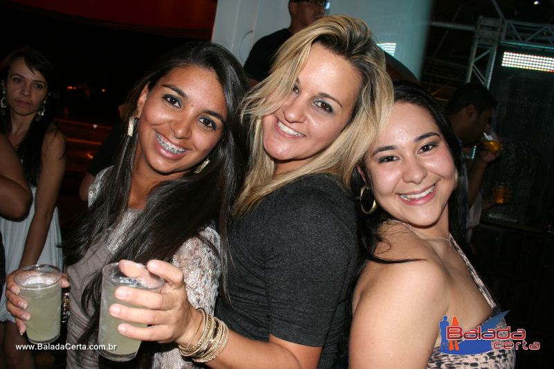 Balada: Fotos de Sexta na Plataforma do Choop na Cidade do Automovel - DF