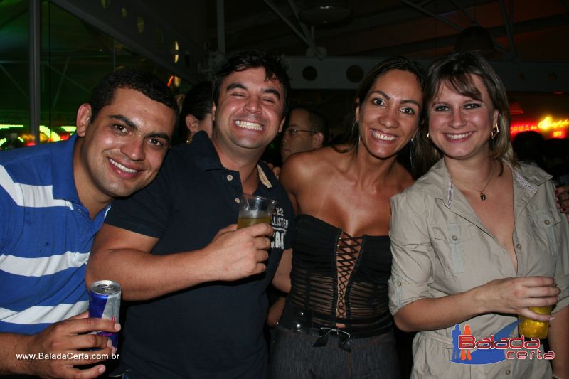 Balada: Fotos de Sexta na Plataforma do Choop na Cidade do Automovel - DF