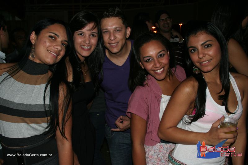 Balada: Fotos de Sexta na Plataforma do Choop na Cidade do Automovel - DF