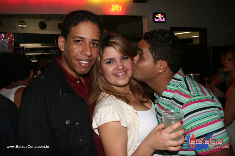 Balada: Fotos de Sexta na Plataforma do Choop na Cidade do Automovel - DF