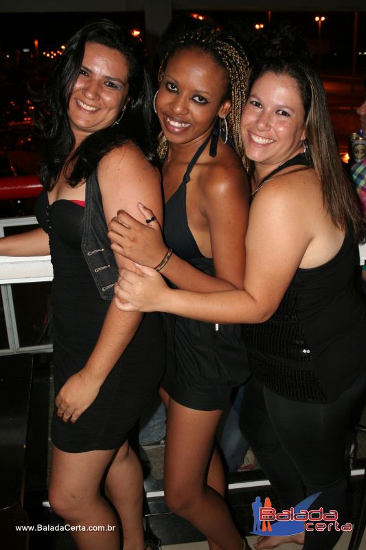 Balada: Fotos de Sexta na Plataforma do Choop na Cidade do Automovel - DF