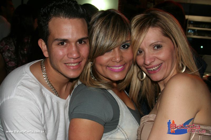 Balada: Fotos de Sexta na Plataforma do Choop na Cidade do Automovel - DF