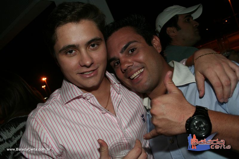 Balada: Fotos de Sexta na Plataforma do Choop na Cidade do Automovel - DF
