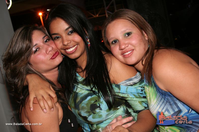 Balada: Fotos de Sexta na Plataforma do Choop na Cidade do Automovel - DF