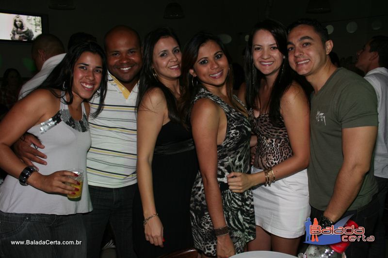 Balada: Fotos de Sexta na Plataforma do Choop na Cidade do Automovel - DF