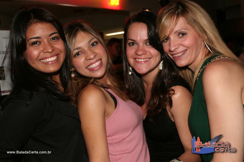 Balada: Fotos de Sexta na Plataforma do Choop na Cidade do Automovel - DF