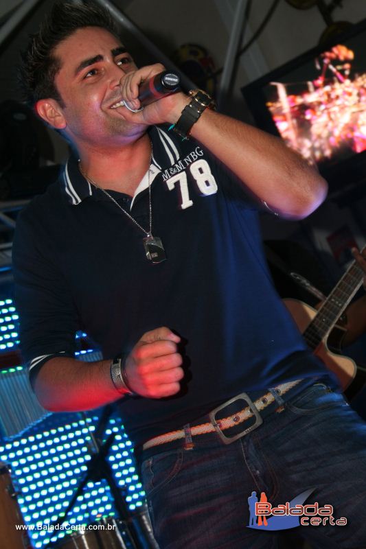 Balada: Fotos de Sexta na Plataforma do Choop na Cidade do Automovel - DF