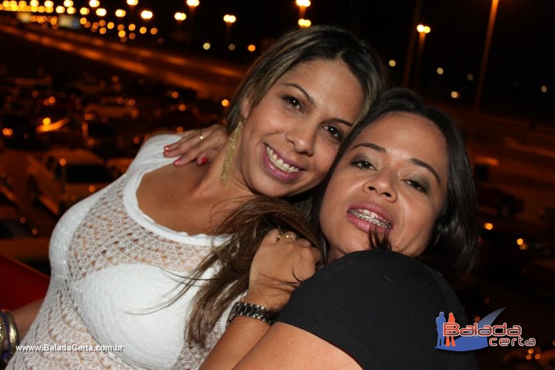 Balada: Fotos de Sexta na Plataforma do Choop na Cidade do Automovel - DF
