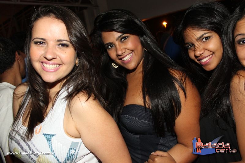 Balada: Fotos de Sexta na Plataforma do Choop na Cidade do Automovel - DF