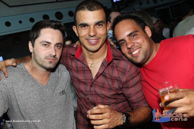 Balada: Fotos de Sexta na Plataforma do Choop na Cidade do Automovel - DF