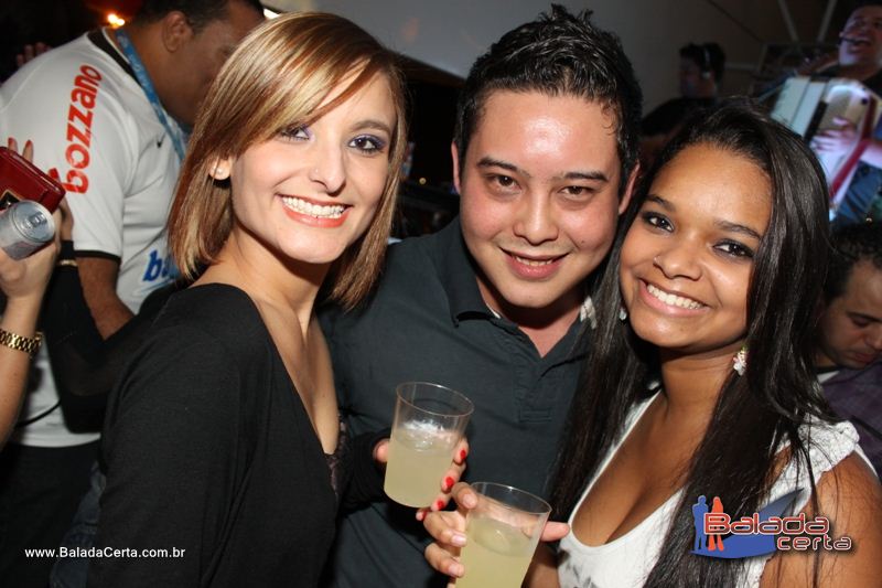 Balada: Fotos de Sexta na Plataforma do Choop na Cidade do Automovel - DF