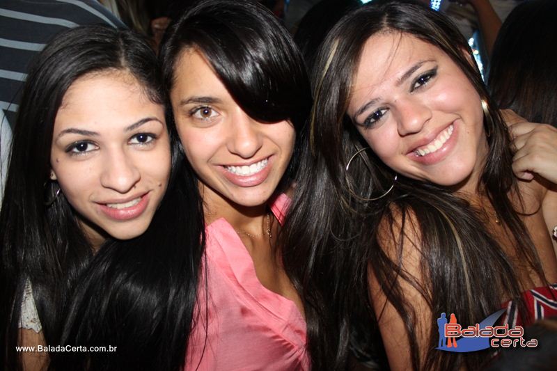 Balada: Fotos de Sexta na Plataforma do Choop na Cidade do Automovel - DF