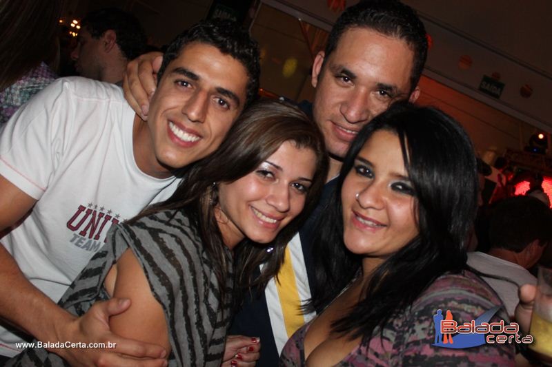 Balada: Fotos de Sexta na Plataforma do Choop na Cidade do Automovel - DF