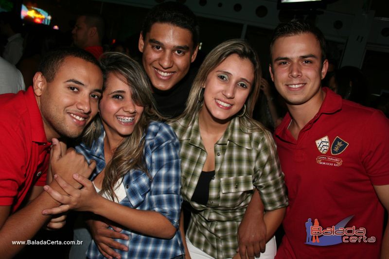 Balada: Fotos de Sexta na Plataforma do Choop na Cidade do Automovel - DF