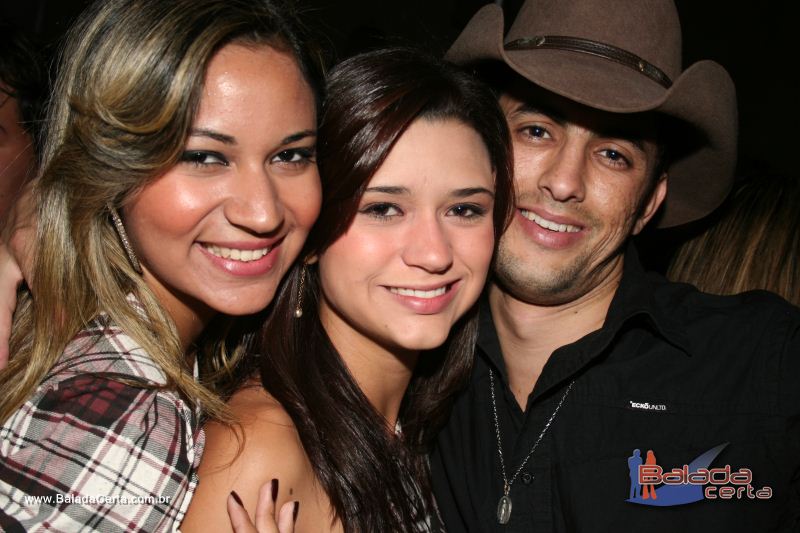Balada: Fotos de Sexta na Plataforma do Choop na Cidade do Automovel - DF