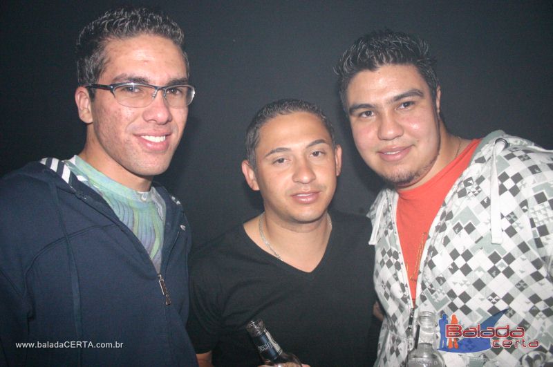 Balada: Fotos de Sexta na Dan Heaven em guas Claras - DF