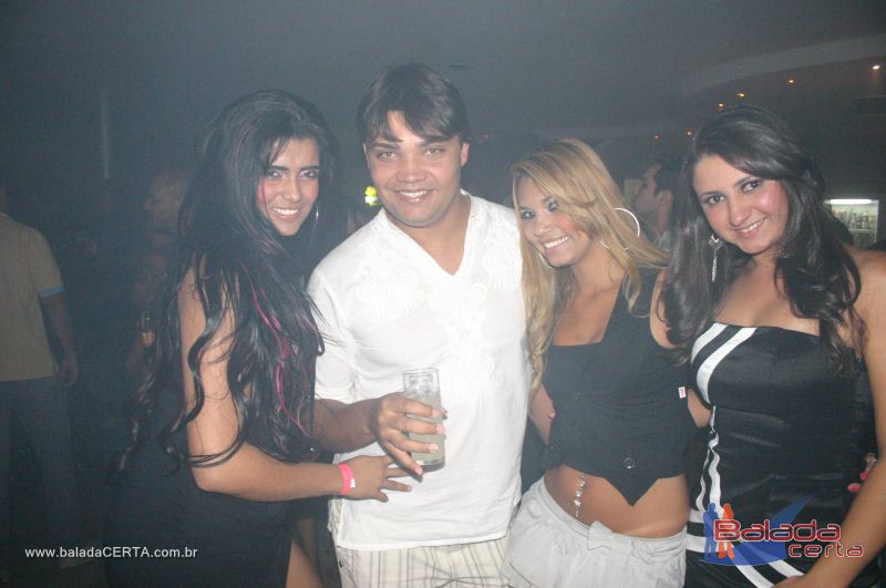 Balada: Fotos de Sexta na Dan Heaven em guas Claras - DF