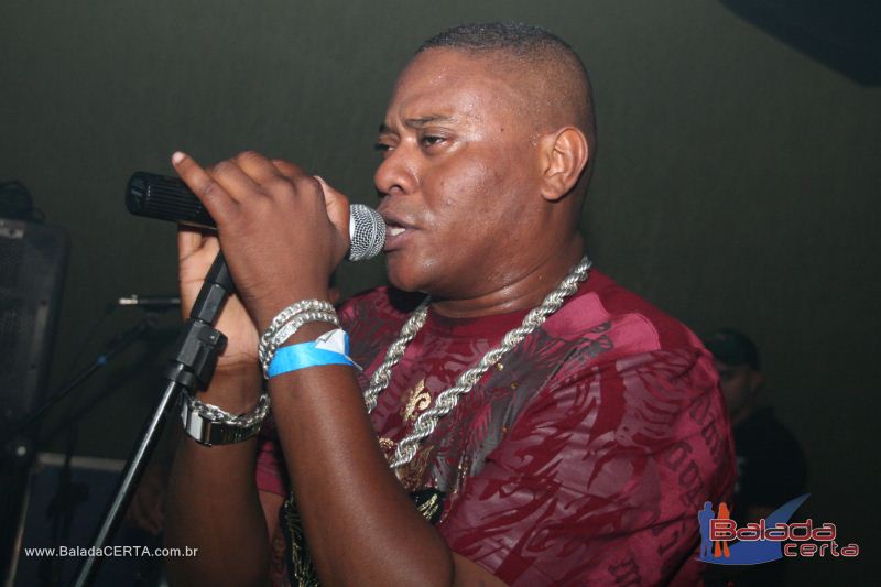 Balada: http://www.youtube.com/watch?v=ANavnczCCyg