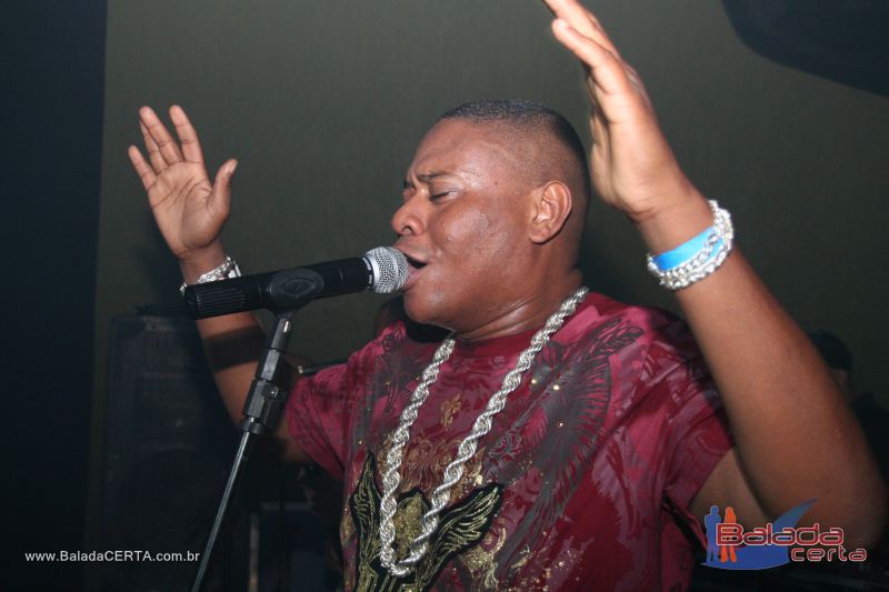 Balada: http://www.youtube.com/watch?v=ANavnczCCyg