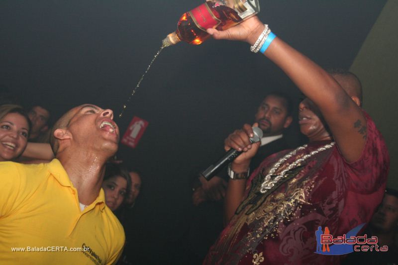 Balada: http://www.youtube.com/watch?v=ANavnczCCyg