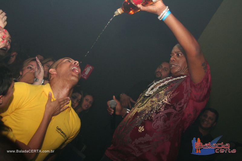 Balada: http://www.youtube.com/watch?v=ANavnczCCyg