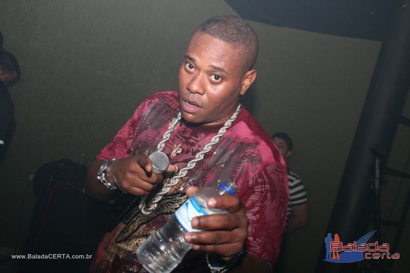 Balada: http://www.youtube.com/watch?v=ANavnczCCyg