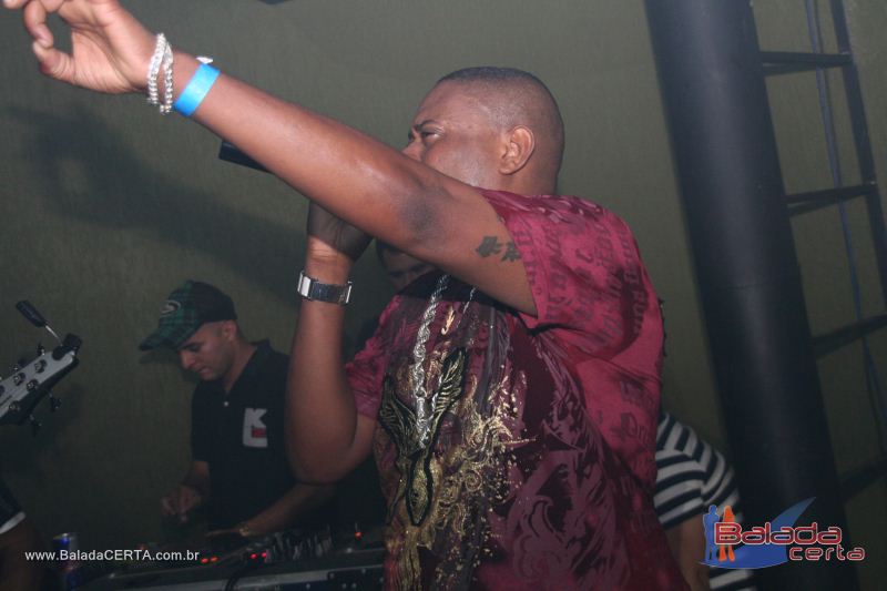 Balada: http://www.youtube.com/watch?v=ANavnczCCyg