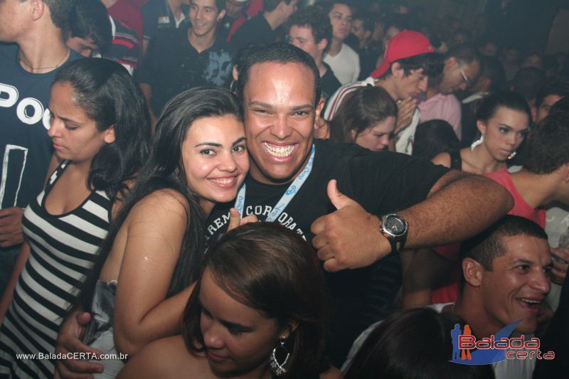 Balada: http://www.youtube.com/watch?v=ANavnczCCyg