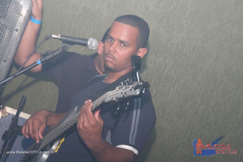 Balada: http://www.youtube.com/watch?v=ANavnczCCyg