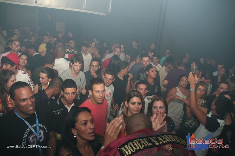 Balada: http://www.youtube.com/watch?v=ANavnczCCyg