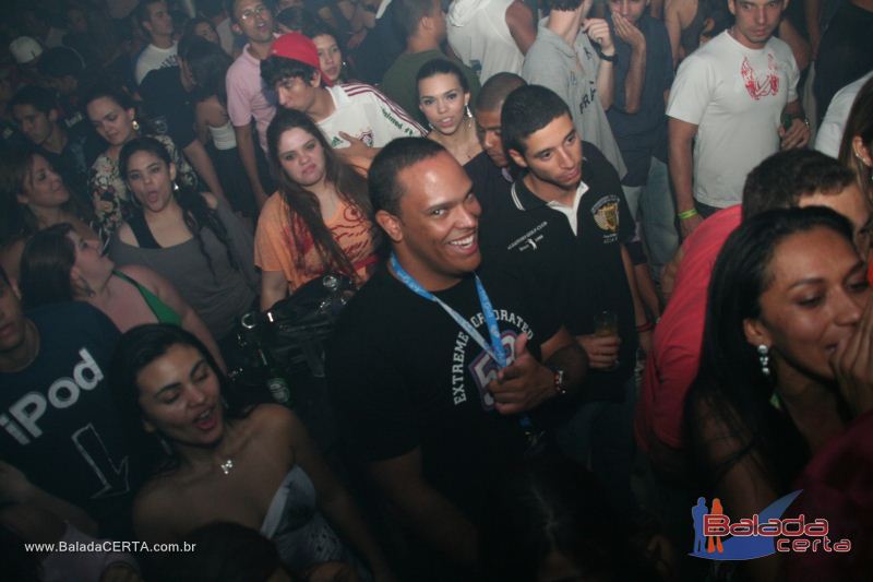 Balada: http://www.youtube.com/watch?v=ANavnczCCyg