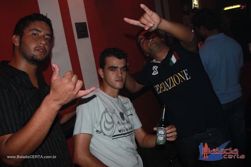 Balada: Fotos de Sexta na Dan Heaven em guas Claras - DF