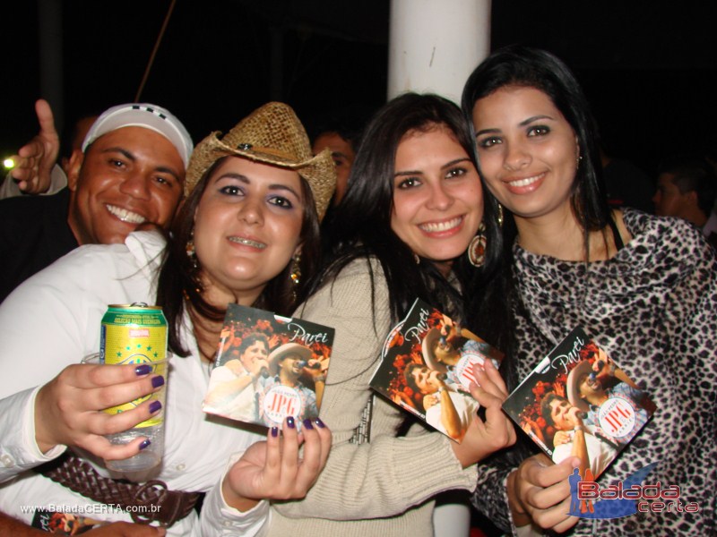 Balada: Fotos de sabado na Fenamilho 2010 em Patos de Minas - MG
