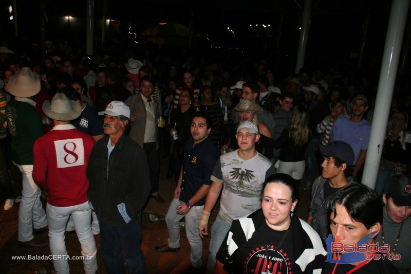 Balada: Fotos de sabado na Fenamilho 2010 em Patos de Minas - MG