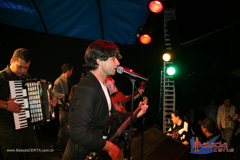 Balada: Fotos de sabado na Fenamilho 2010 em Patos de Minas - MG